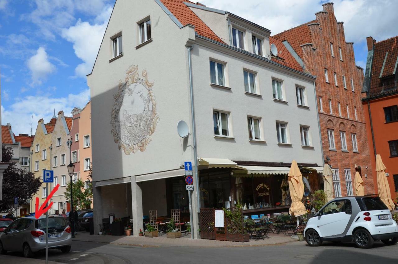Apartment Above Motlawa Gdansk Exterior foto